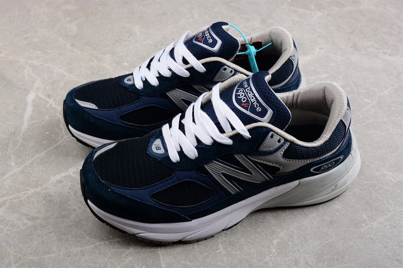 New Balance 990v6 [M990NV6]
