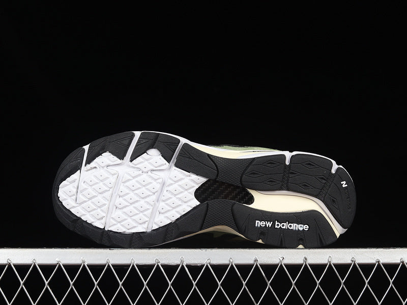New Balance 990v3 [M990JD3]