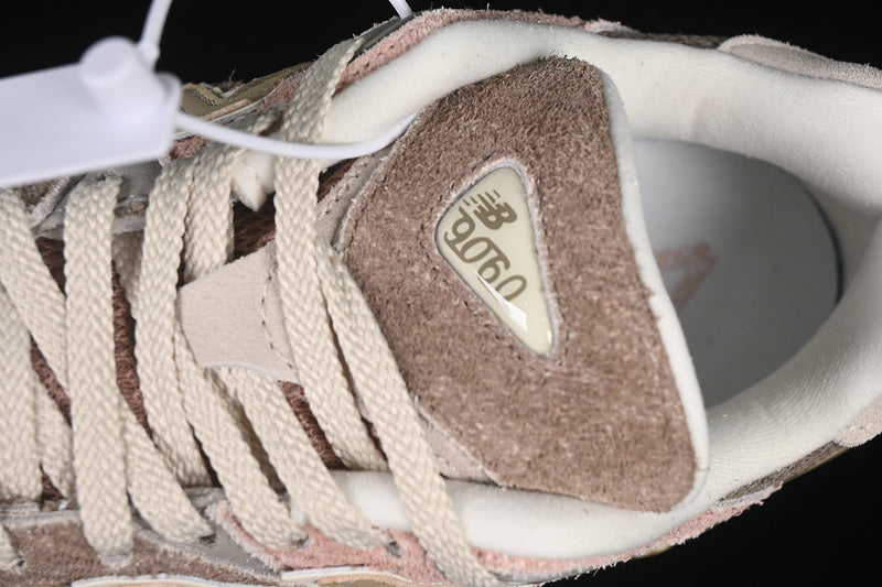 New Balance 9060 [U9060NTB]