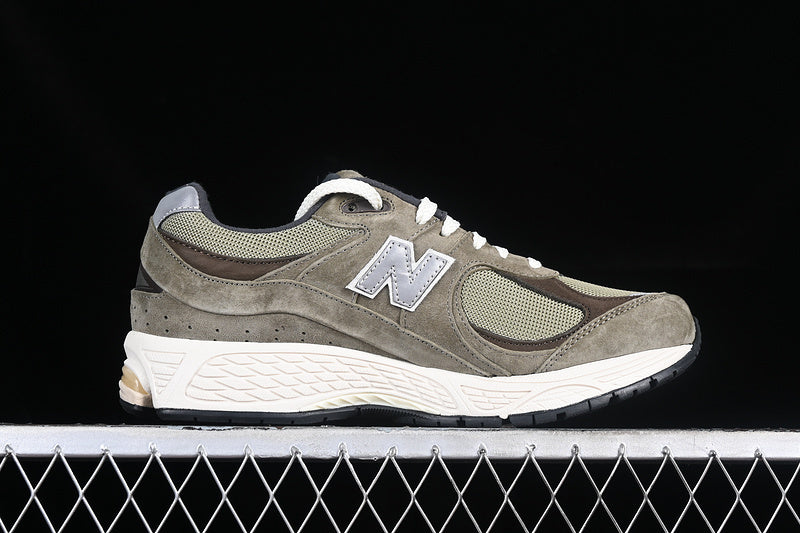 New Balance 2002R [M2002RHN]