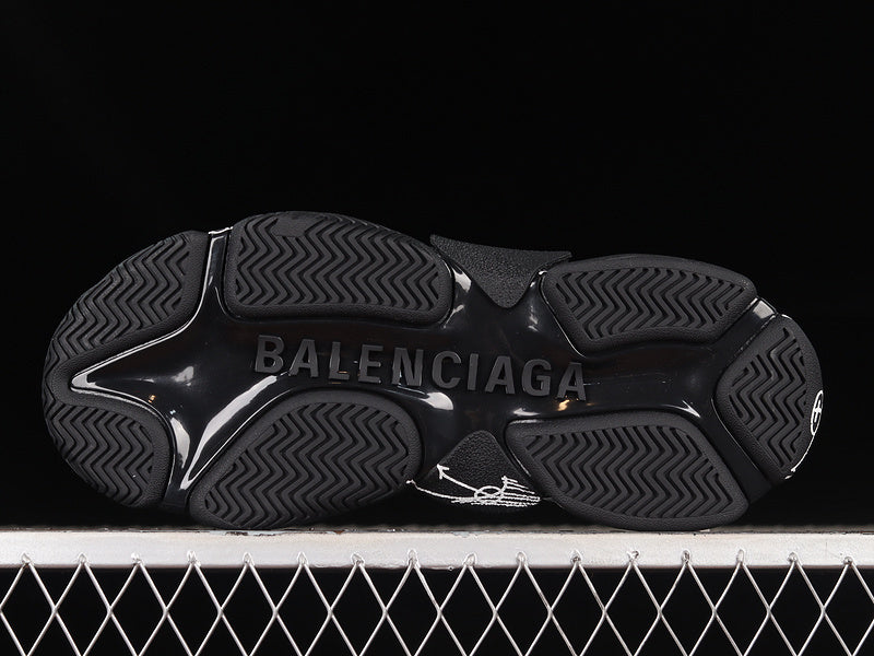 Balenciaga Triple S [W2FW60102]
