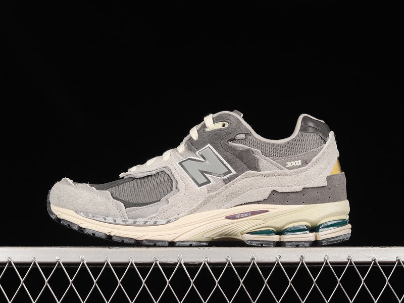 New Balance 2002R [M2002RDA]