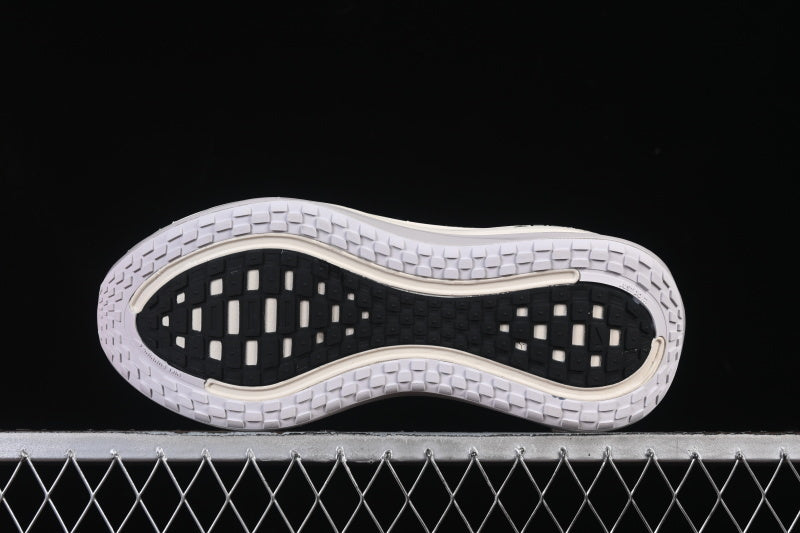 Nike Vomero Plus [IH2268-100]