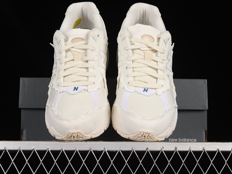 New Balance 2002R Protection Pack [M2002RDC]
