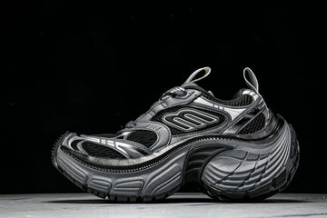 Balenciaga 6XL Sneaker [W2MV29511]