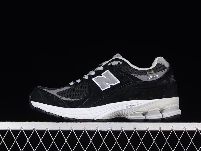 New Balance 2002R Gore-Tex [M2002RXD]