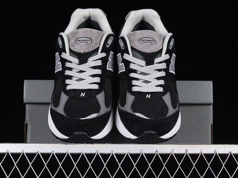 New Balance 2002R Gore-Tex [M2002RXD]