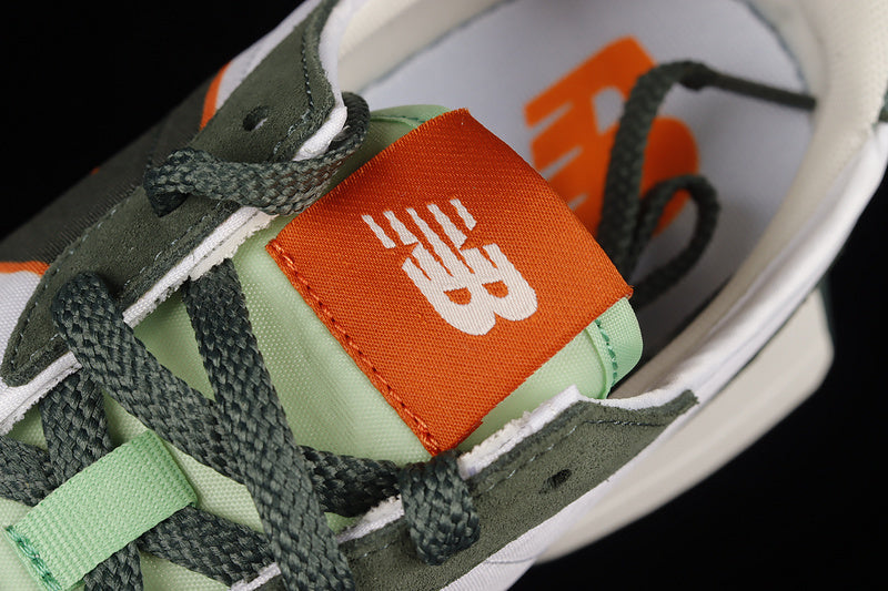 New Balance 327 [MS327AAD]