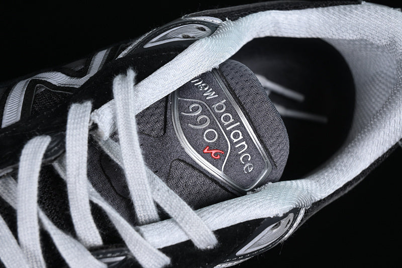 New Balance 990v6 [M990BK6]