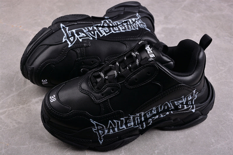 Balenciaga Triple S Sneaker [W2W2FAY9017]