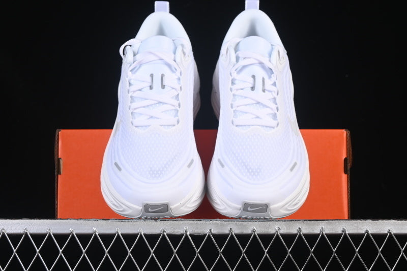 Nike Vomero Plus [HV8150-102]