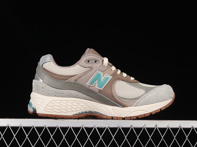 New Balance Atmos x 2002R “Oasis” [M2002RAM]