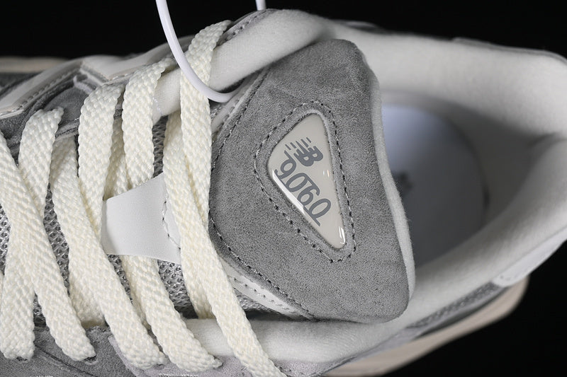 New Balance 9060 [U9060EEE]