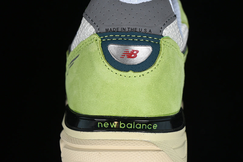 New Balance 990v4 [M990NB4]