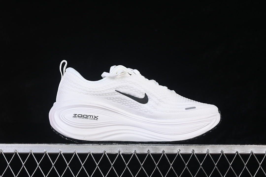 Nike Air Zoom Vomero Plus [HV8150-101]