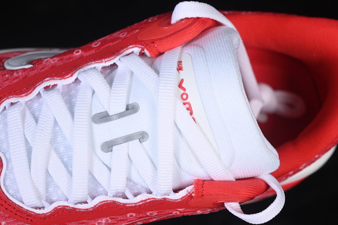 Nike Zoom Vomero Plus [IM6776-020]