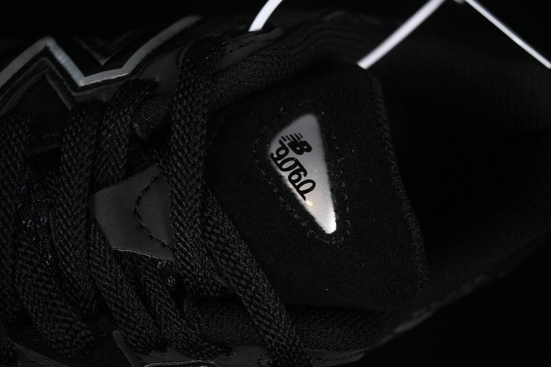 New Balance 9060 [U9060PNR]