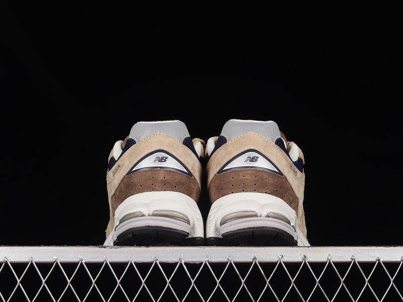 New Balance 2002R [ML2002R5]
