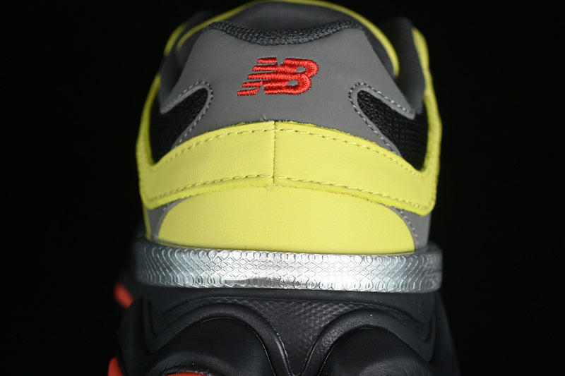New Balance 9060 [U9060NRG]