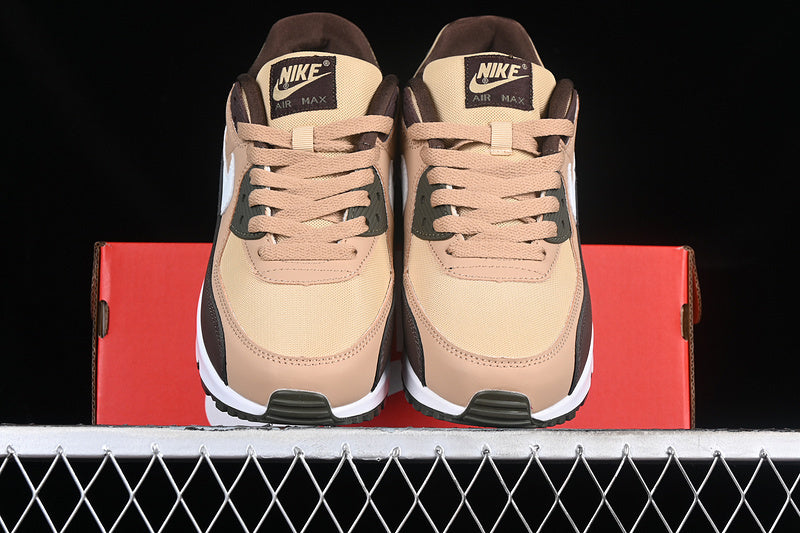 Nike Air Max 90 [FB9658-200]
