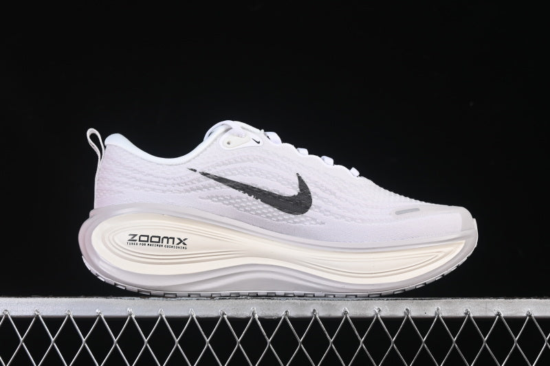 Nike Vomero Plus [IH2268-100]