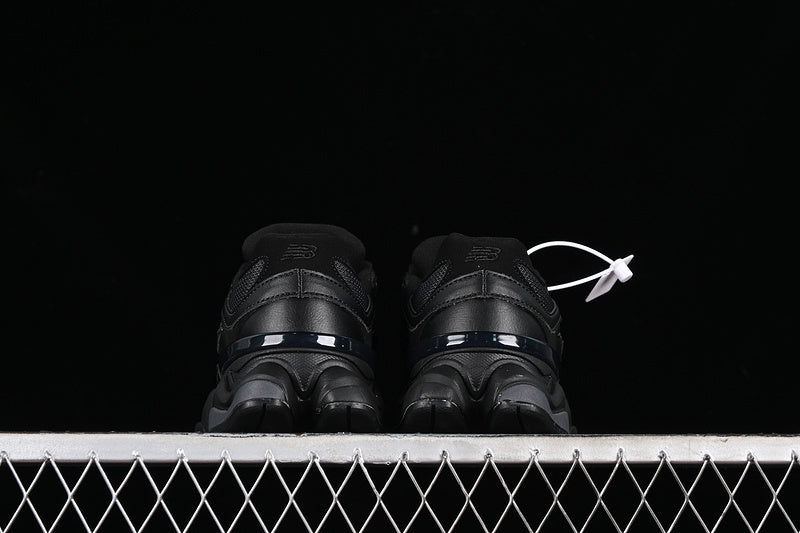 New Balance 9060 [U9060NRI]