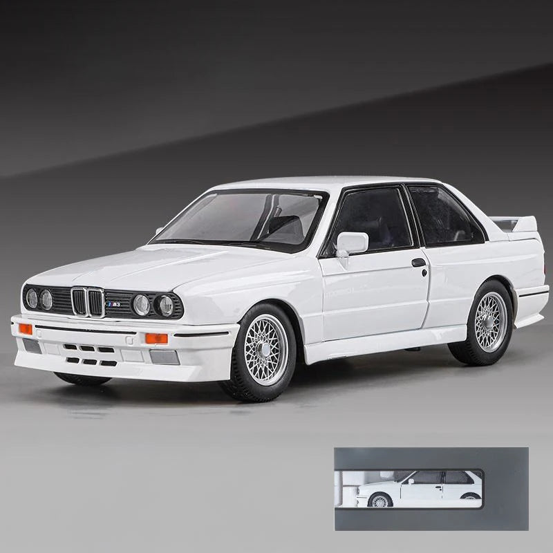 1:24 BMW M3 E30