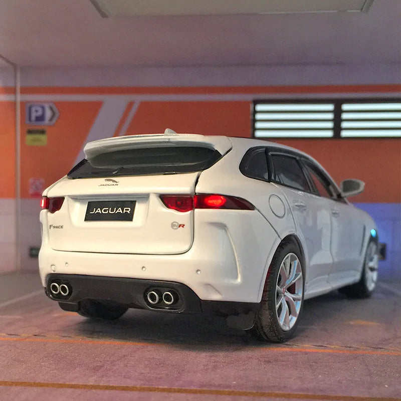 1:32 Jaguar F-PACE SUV