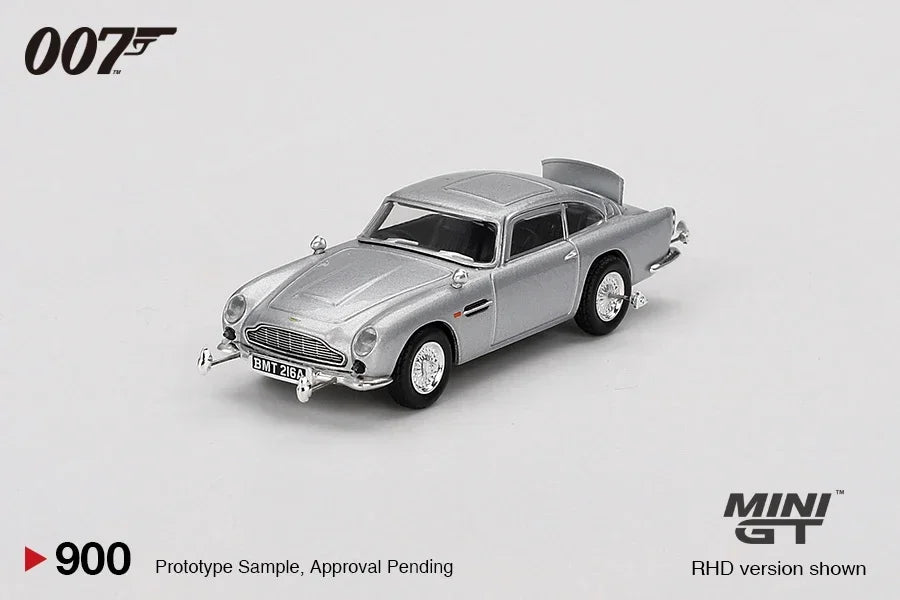 1:64 Aston Martin DB5 “Goldfinger / Thunderball”