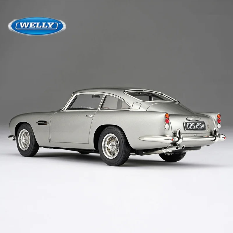 1:24 Aston Martin DB5