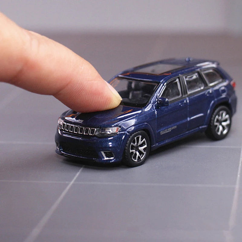 1:64 Jeep Grand Cherokee