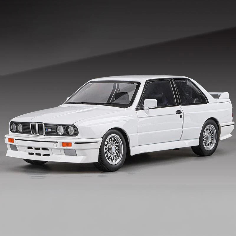 1:24 BMW M3 E30