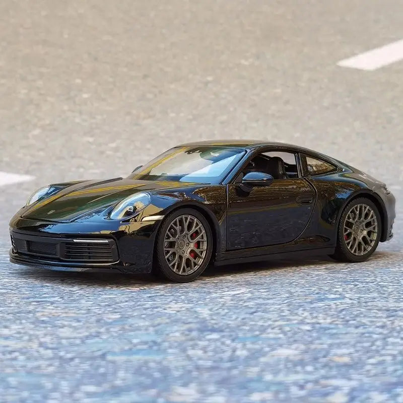 1:24 Porsche 911 Carrera 4S