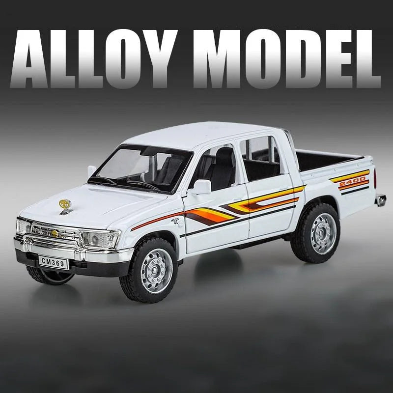 1:32 Toyota Hilux Pickup