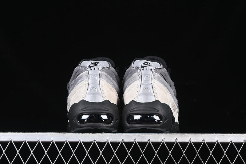 Nike Air Max 95 x COMME des GARÇONS [CU8406-101]