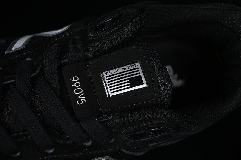 New Balance 990v5 [M990BK5]