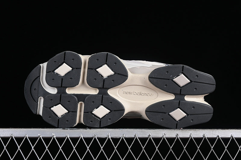 New Balance 9060 [U9060EEB]