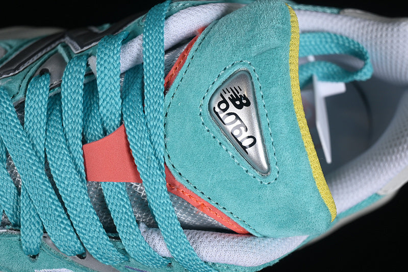 New Balance 9060 [U9060DBT]