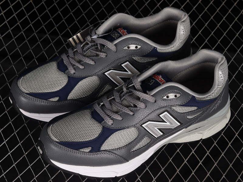 New Balance 990v3 [M990GJ3]