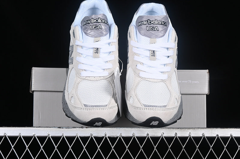 New Balance 990v3 [M990BY3]