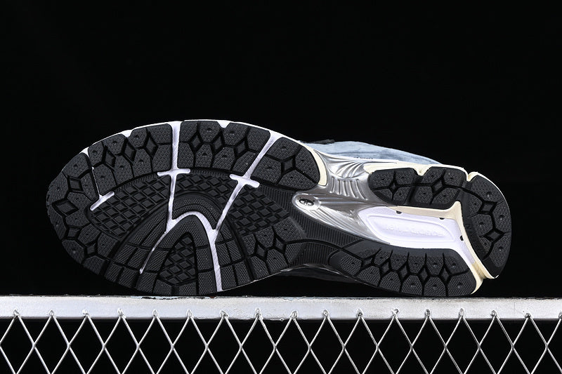 New Balance JJJJound x 2002R [M2002RU2]