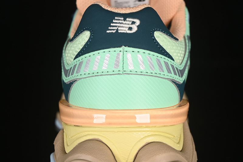 New Balance 9060 [U9060TMA]