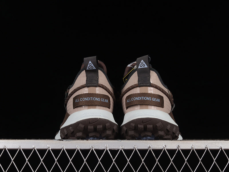 Nike ACG Mountain Fly Low SE [DQ1979-001]