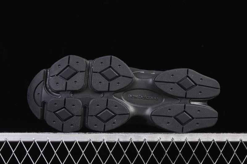 New Balance 9060 [U9060IAA]