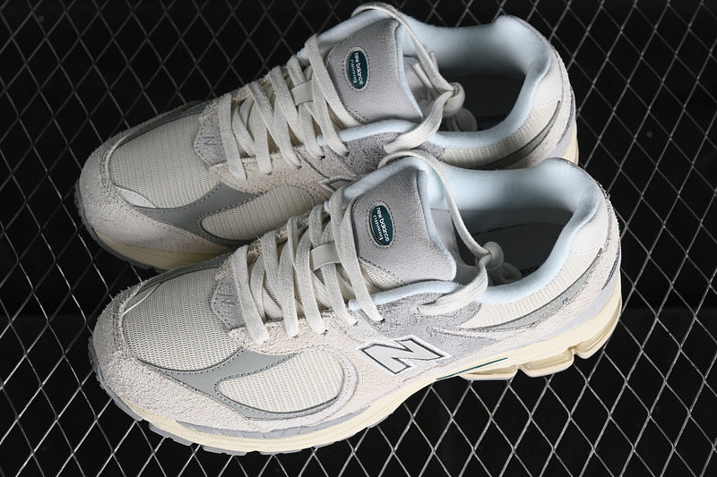 New Balance 2002R [M2002REK]