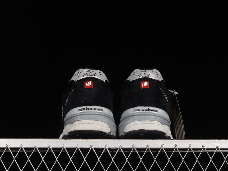 New Balance 990v3 [M990BS3]