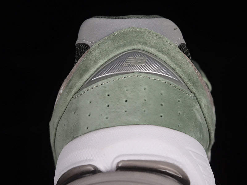 New Balance 2002R [ML2002RG1]