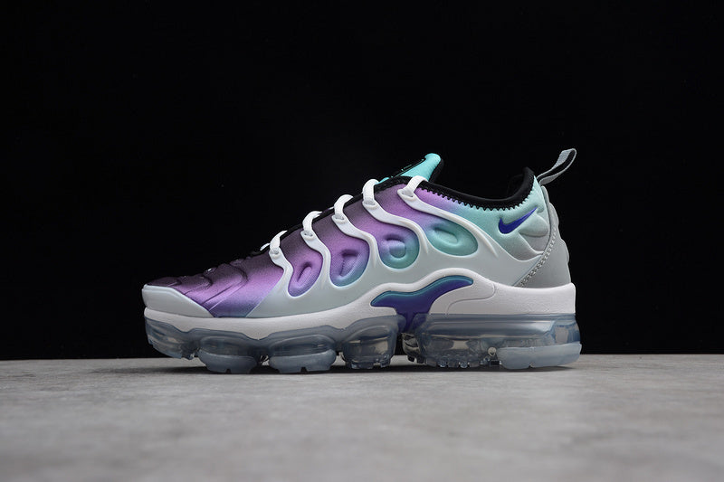Nike Air VaporMax Plus [924453-101]