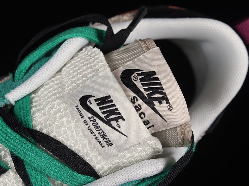 Nike x Sacai VaporWaffle [DD3035-200]