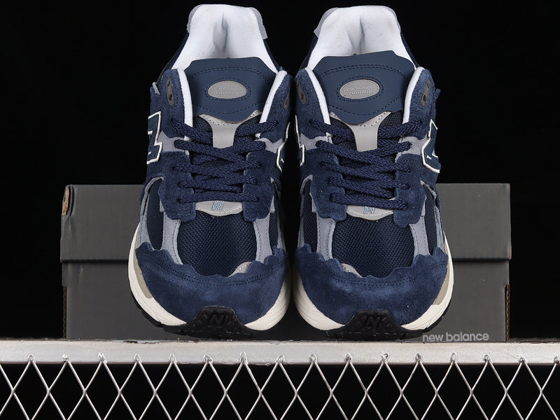 New Balance 2002R Protection Pack [M2002RDK]
